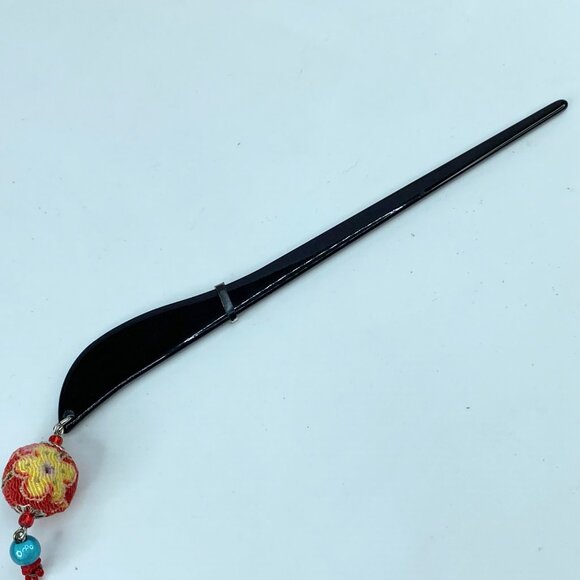Rare Japanese Lacque black wooden Chirima ball crystal blue bead hairpin GS515